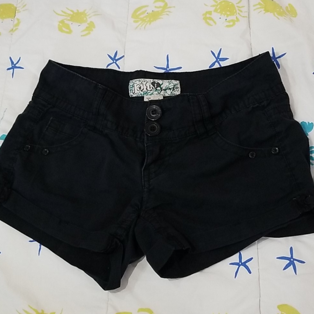 Girls short size 1